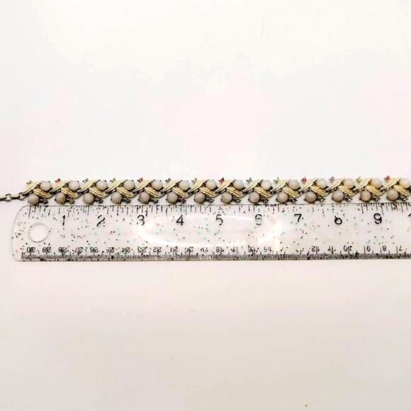 Vintage Rhinestone & Milk Glass Leaf Filigree Enamel Collar Necklace Multicolor - Picture 8 of 8